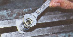 седло золотника расходного клапана насоса гидроусилителя ГАЗ 31105