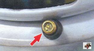 проверка колес на автомобиле Лада Калина ВАЗ 1118