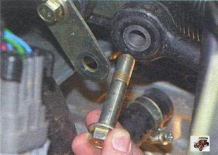 снятие и установка внутреннего наконечника рулевой тяги Лада Калина ВАЗ 1118