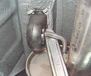 подушка (резинка) задней подвески глушителя ВАЗ 2112